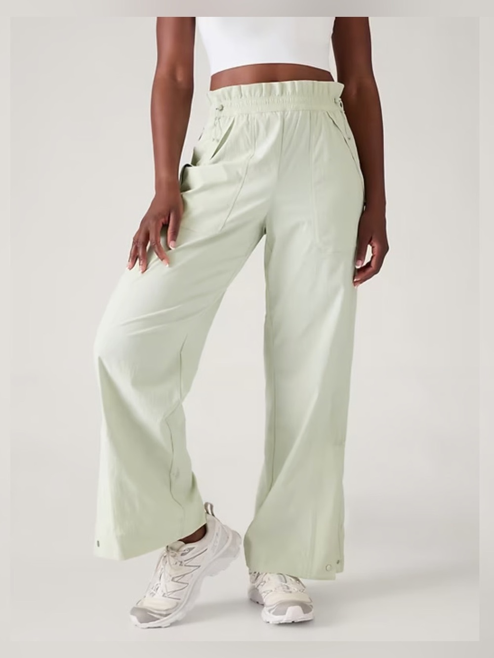 Athleta Pants Size 2 Celadon Tint Green Trekkie High Rise Parachute Pant